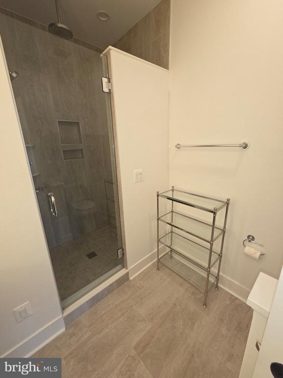 Building Photo - 5337 ZENITH OVERLOOK Dr