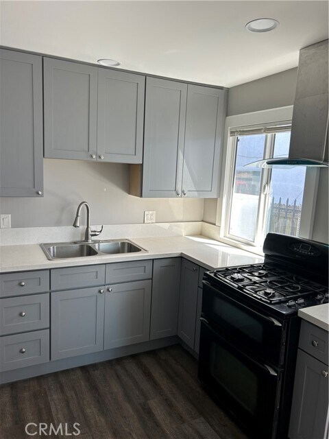 Building Photo - 12463 Rose Ave