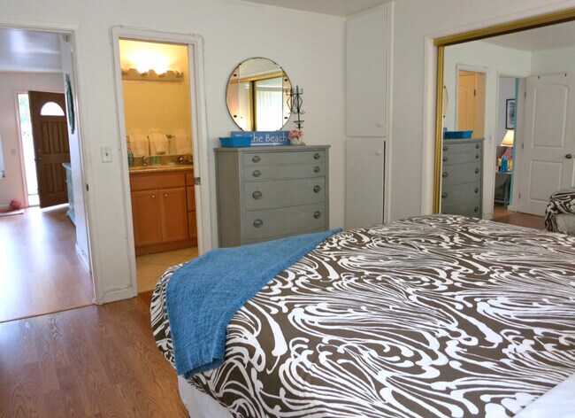 Building Photo - 43 23rd Ave