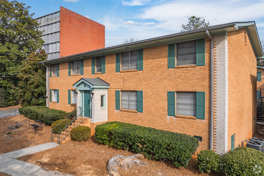 Building Photo - Pharr Court