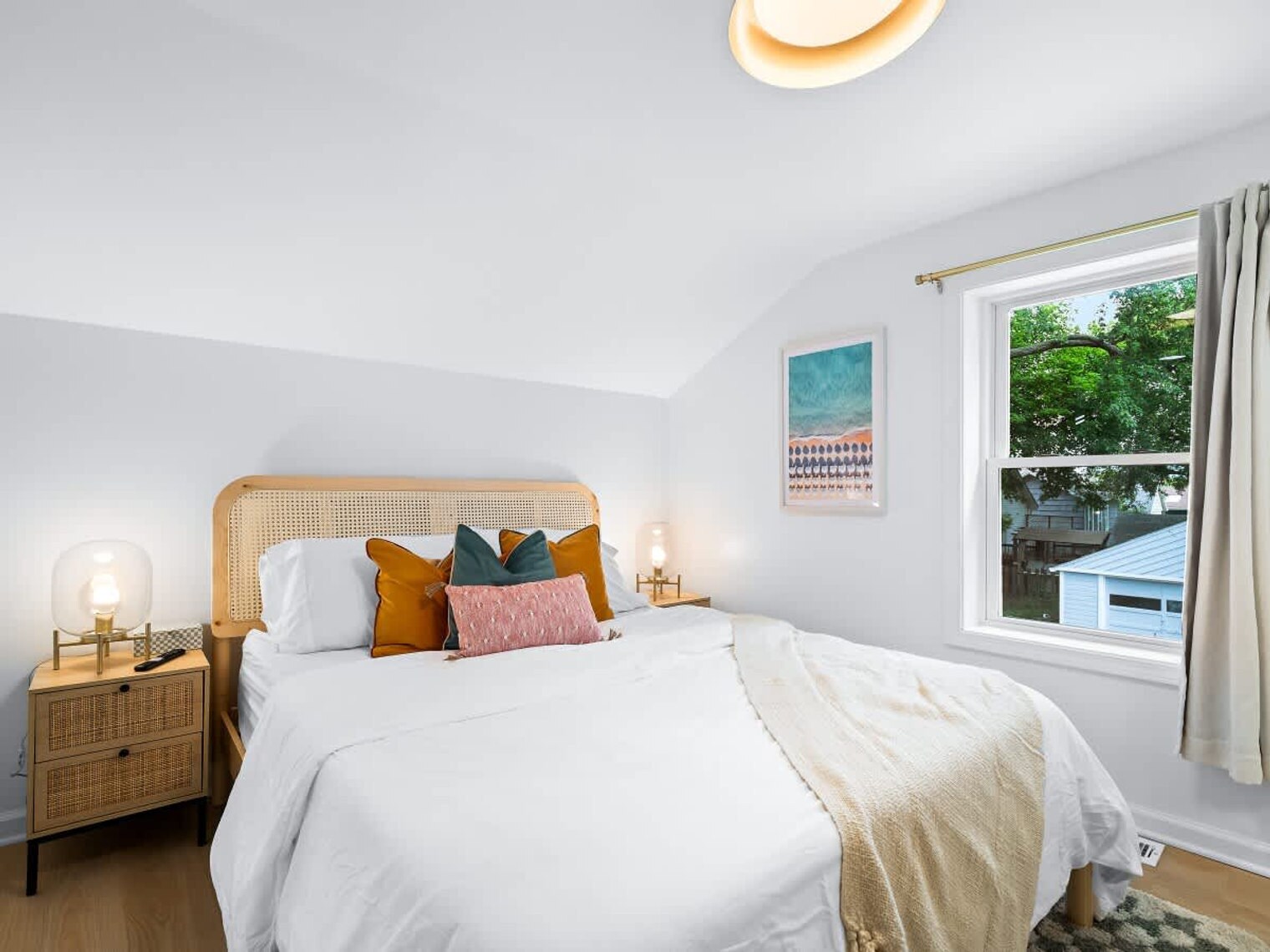 Building Photo - 1107 1st St