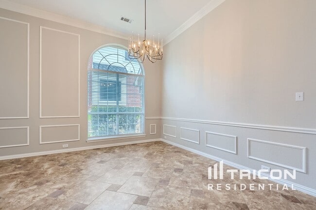 Building Photo - 122 Freedom Ct