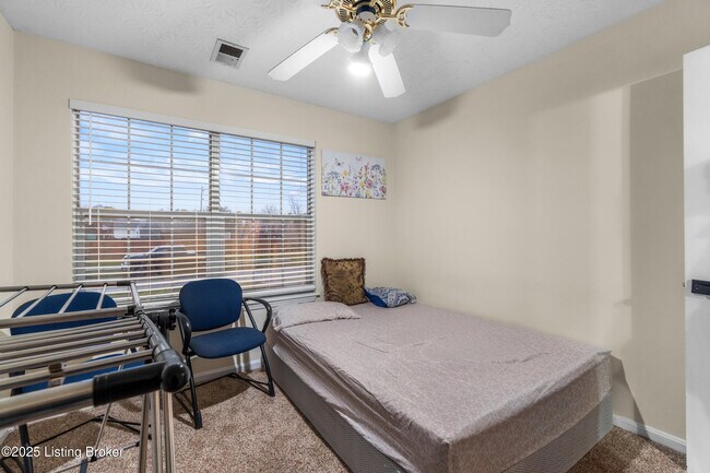 Building Photo - 175 Hannah Way