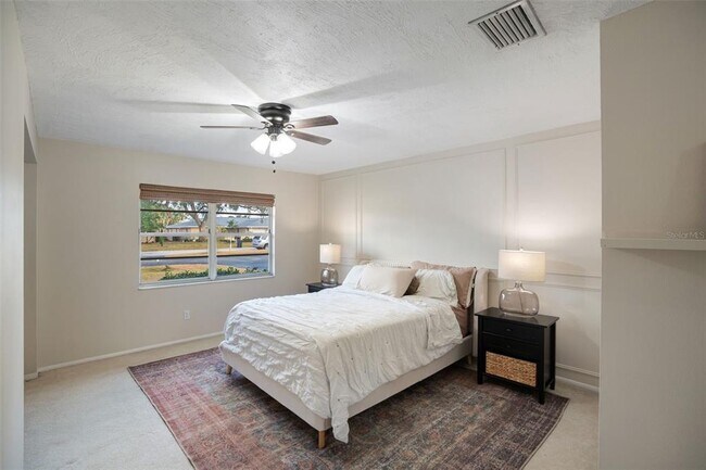 Building Photo - 6884 W Country Club Ln