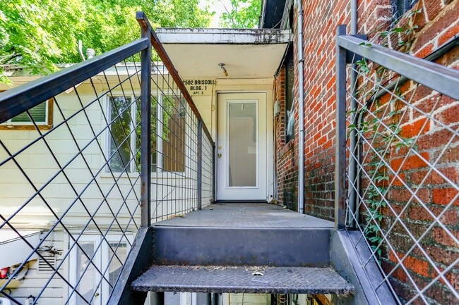 Building Photo - 2502 Driscoll St