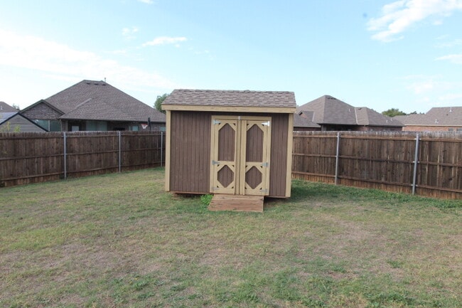 Building Photo - 20638 Frontier Pl