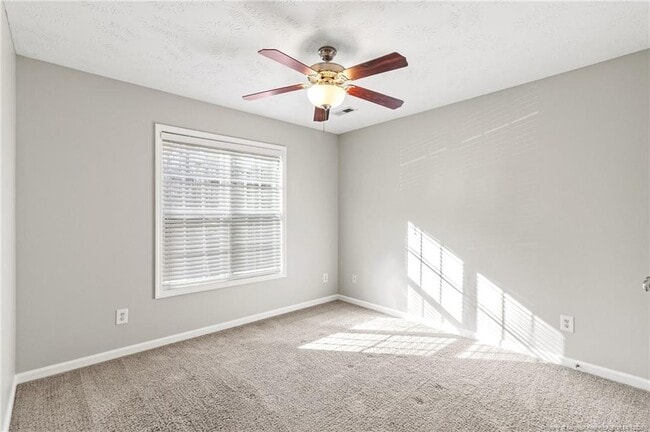 Building Photo - 132 Cedar Ln