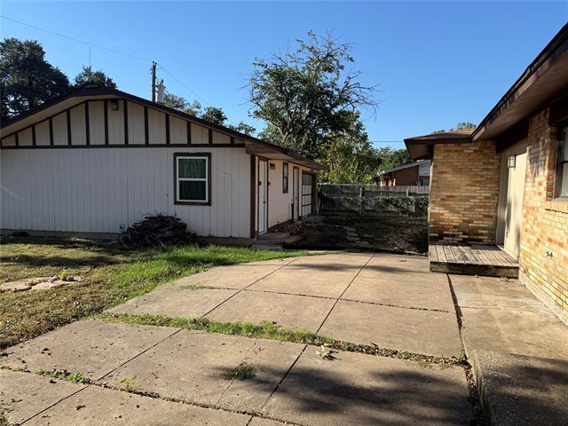 Building Photo - 13638 Pyramid Dr
