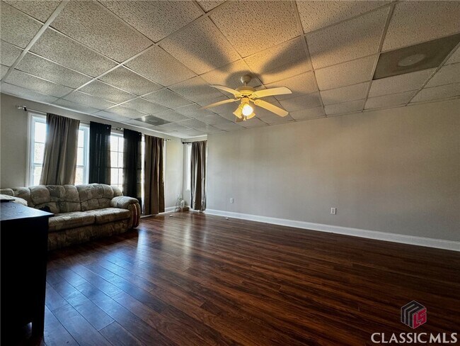 Building Photo - 120 Slick Rock Court