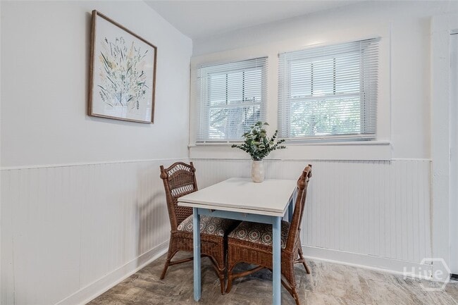 Building Photo - 1317 E 38th St