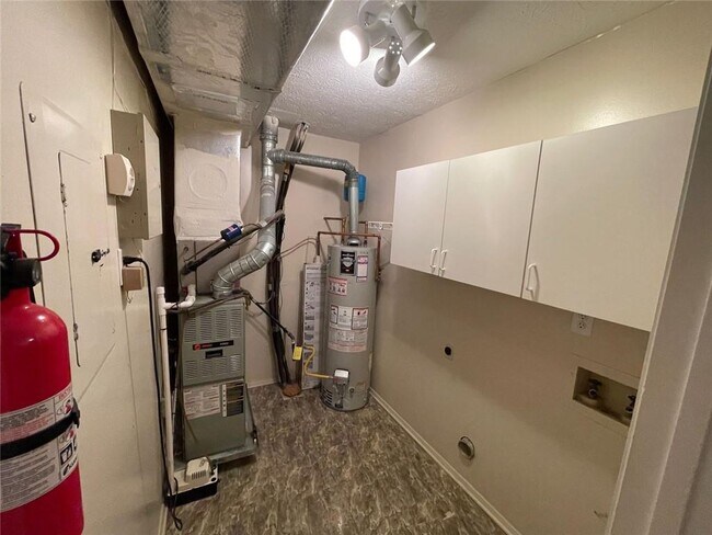 Building Photo - 1510 Wynnes Ridge Cir SE