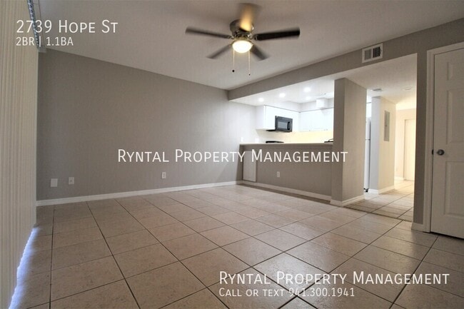 Building Photo - 2739 Hope St