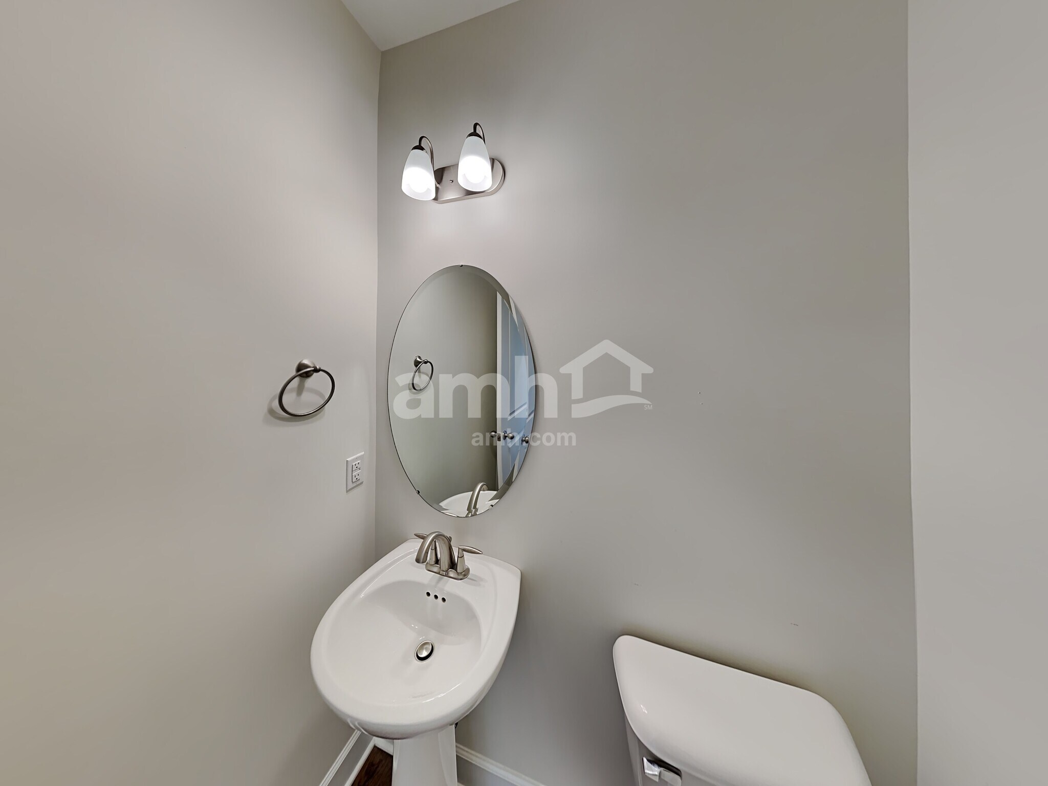 Building Photo - 5067 Trailwater Dr