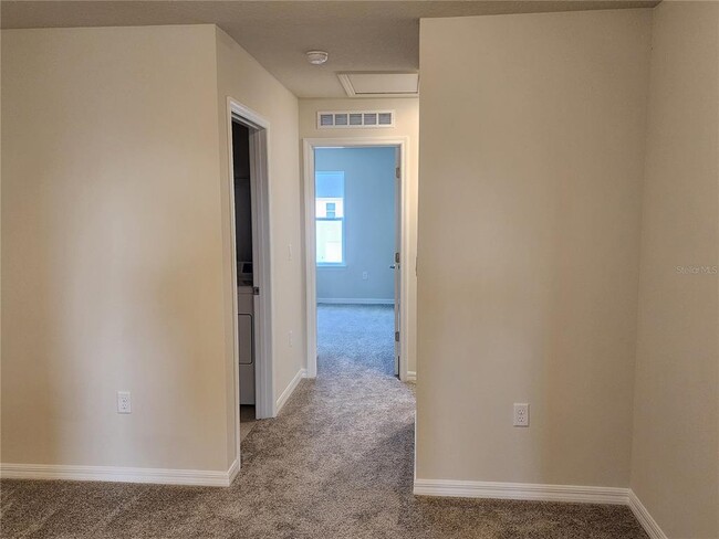 Building Photo - 16258 Merry Aly