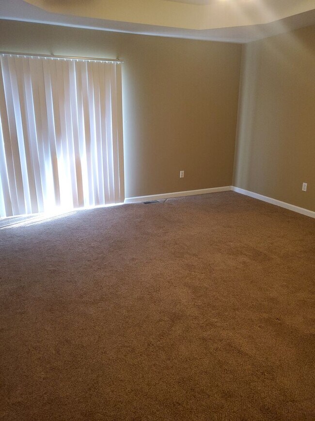 Building Photo - Antelope Drive 114-116