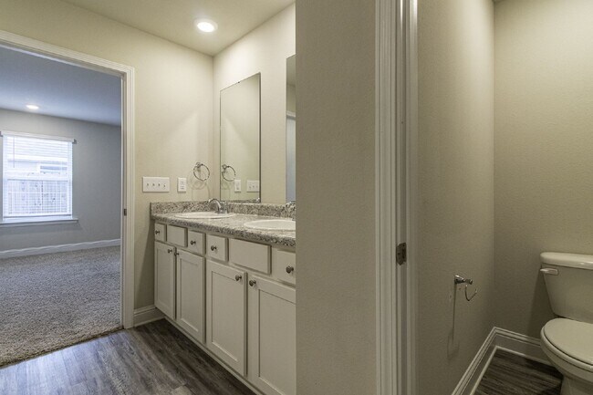 Building Photo - "Spacious 4 Bed, 2 Bath Home in Biloxi, MS - A Must-See Rental Property!"