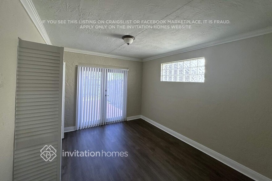 Building Photo - 8301 NW 194th Terrace