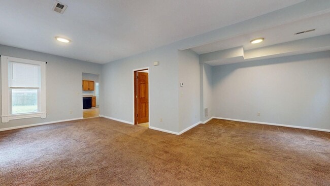Building Photo - Madison/W.95th neighborhood : 3 bedroom/1 bath single family house available NOW.