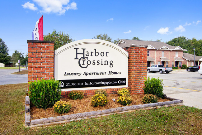 Primary Photo - Harbor Crossing