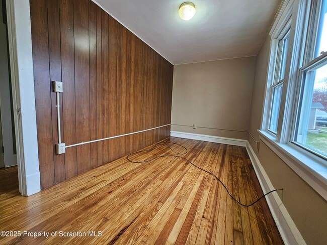 Building Photo - 775 Bennett St