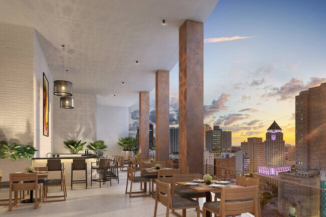 Building Photo - 225 N Miami Ave