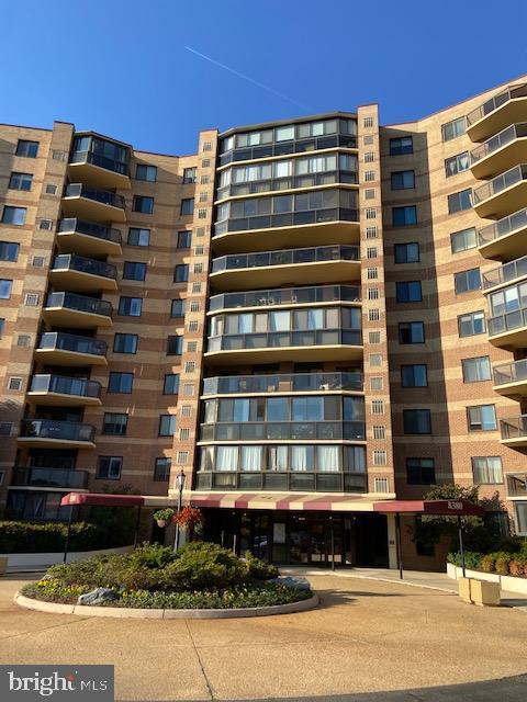 Building Photo - 8380 Greensboro Dr