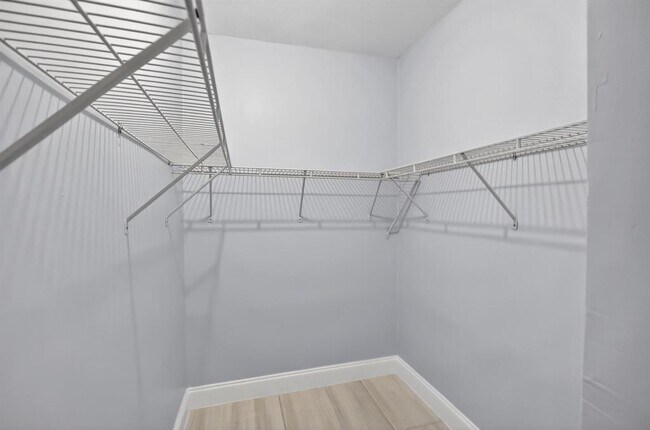 Building Photo - 4404 Treasure Cove Dr