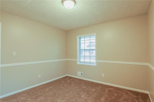 Building Photo - 8951 Cornell Dr