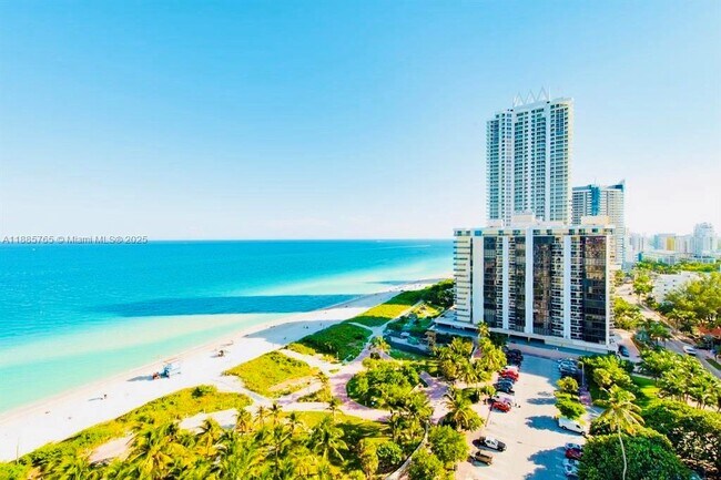 Building Photo - 6423 Collins Ave