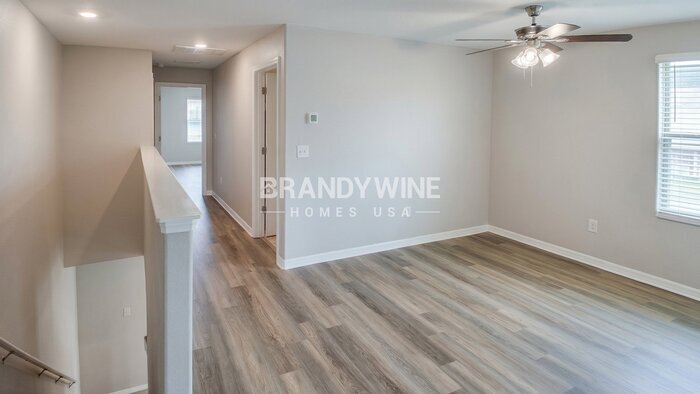 Building Photo - 5573 Mercado Dr