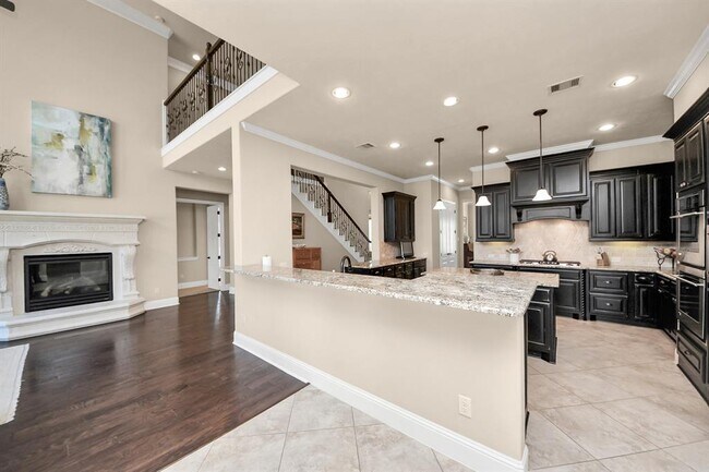 Building Photo - 55 Little Rise Dr
