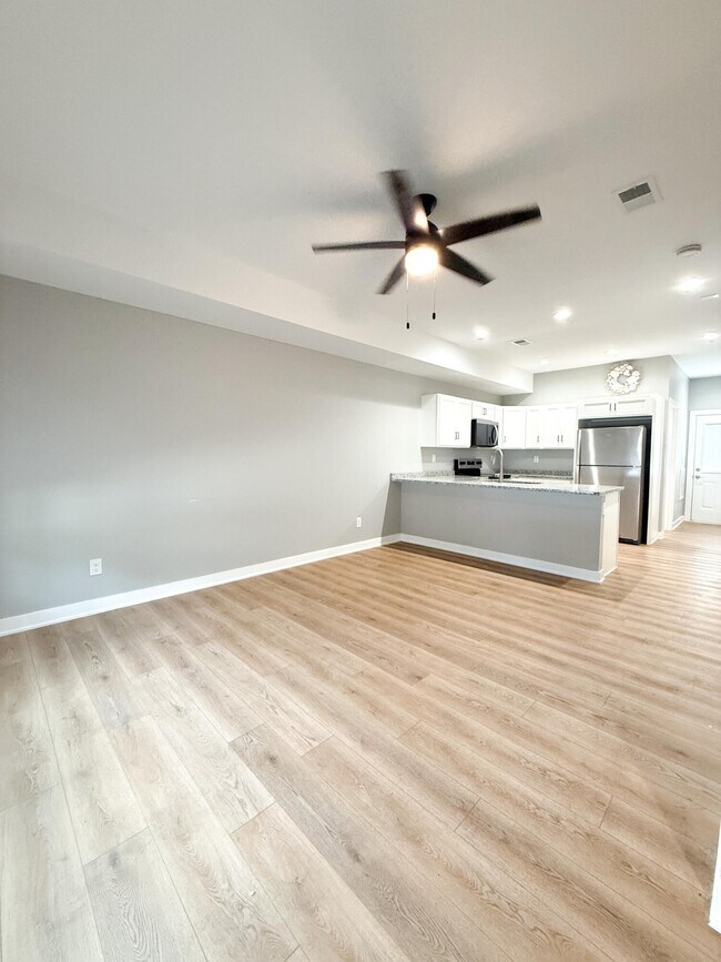 Building Photo - 1635 KY-1247
