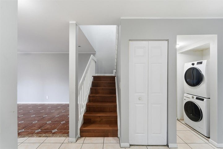 Building Photo - 2501 NW 99th Ave