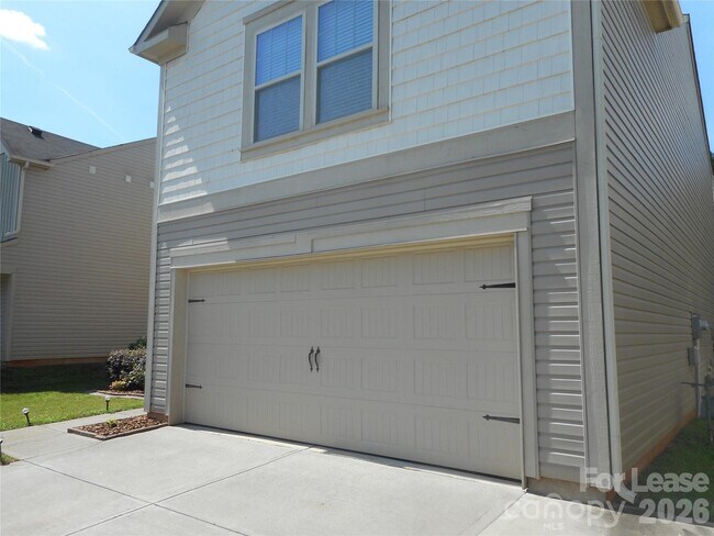 Building Photo - 7156 Pitzer Dr