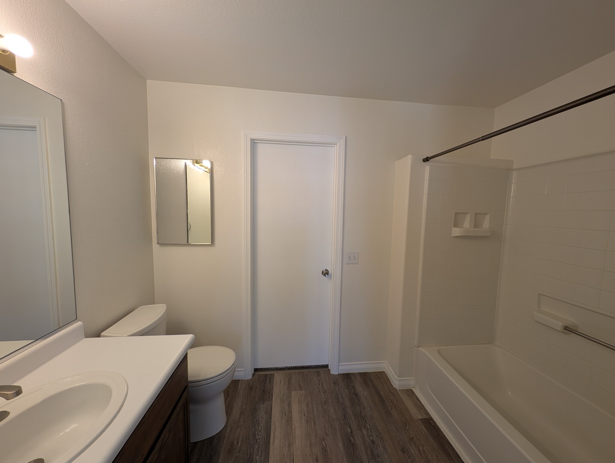 Jack/Jill Bath #1 - 813 Radiant Star St