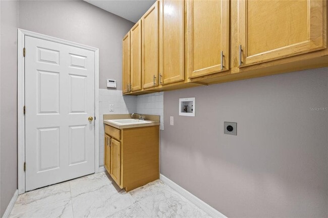 Building Photo - 571 Masalo Pl