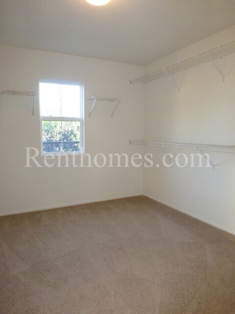 Building Photo - 3216 Canyon View Dr