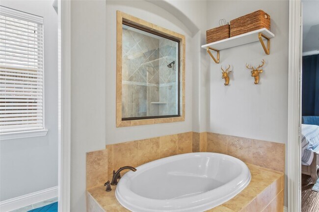 Building Photo - 3608 Meridian Ave