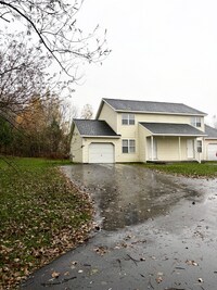 Building Photo - 22 Vosburgh Rd