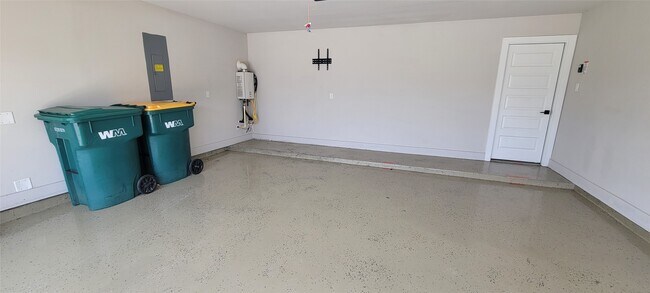Building Photo - 17861 Hanson Rdg Ct