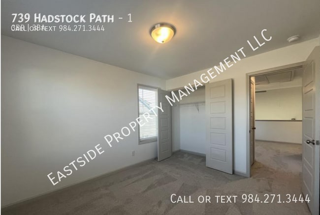 Building Photo - 739 Hadstock Path