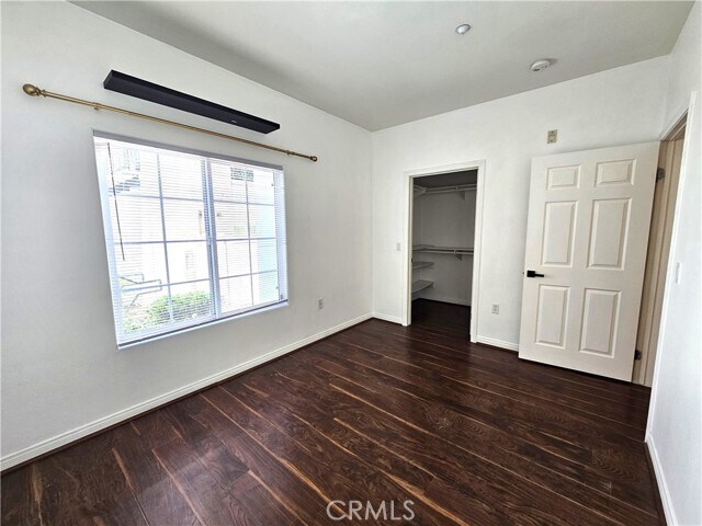 Building Photo - 2723 Lake Pointe Dr