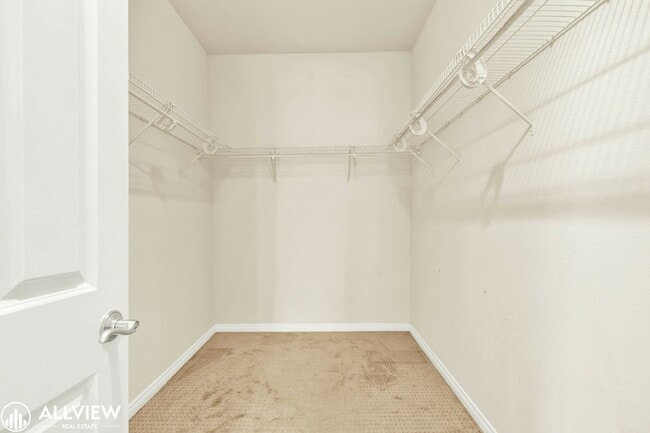 Building Photo - Rare 3-Story Hillcrest Townhome | 3BR/3BA ...