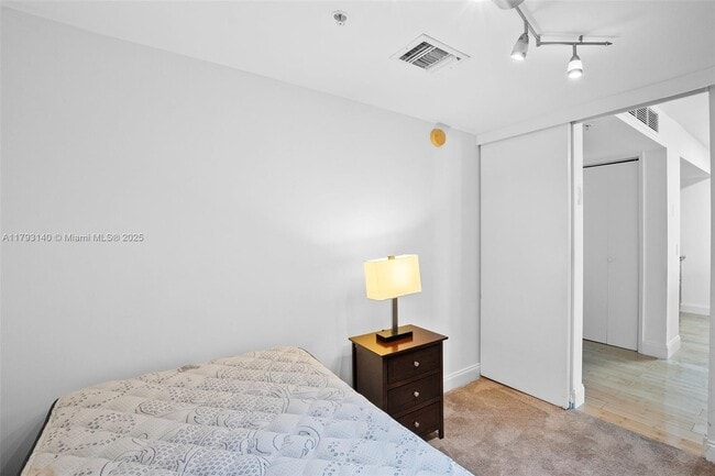 Building Photo - 9499 Collins Ave