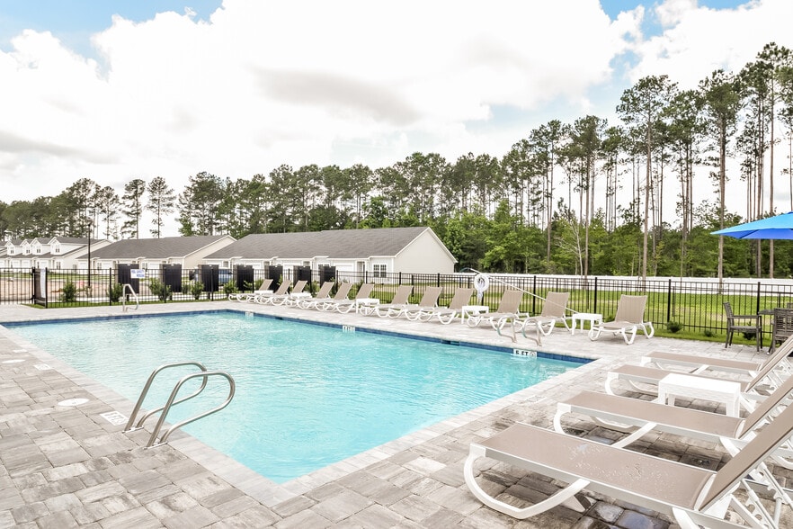 Walker Point 1062 Walker Point Way Brunswick GA 31525 Apartment Finder