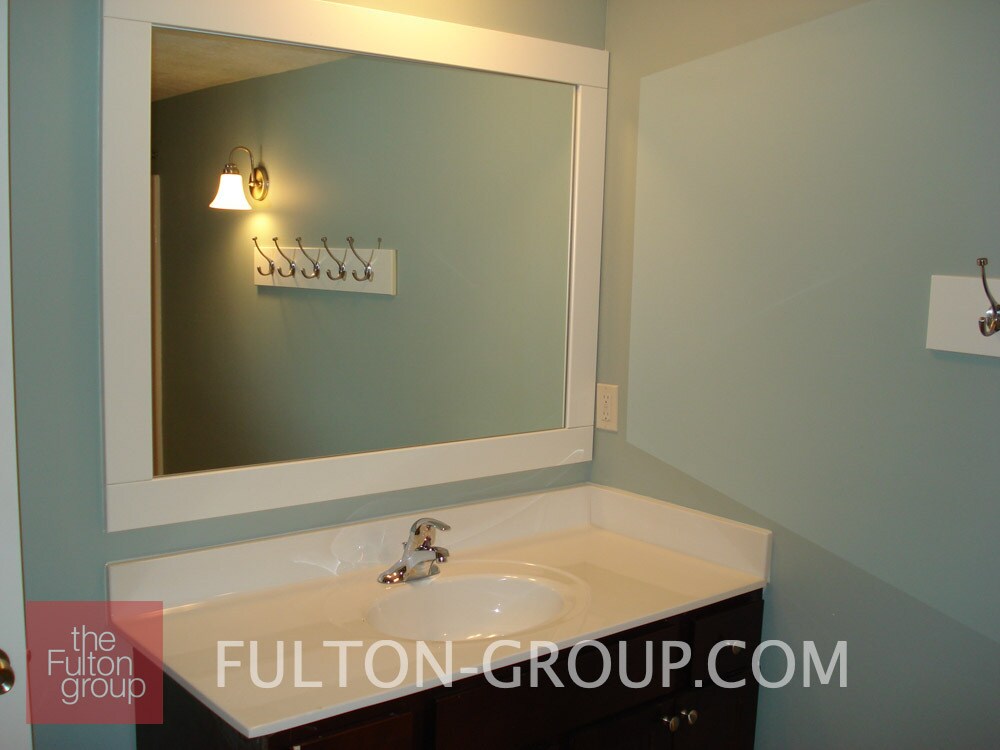 Building Photo - 832 Michigan St NE