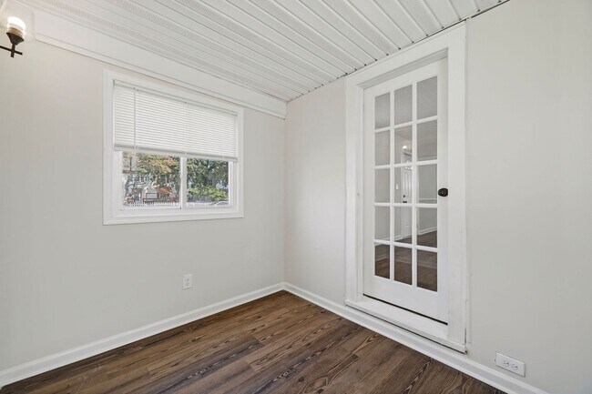 Building Photo - 960 15th St