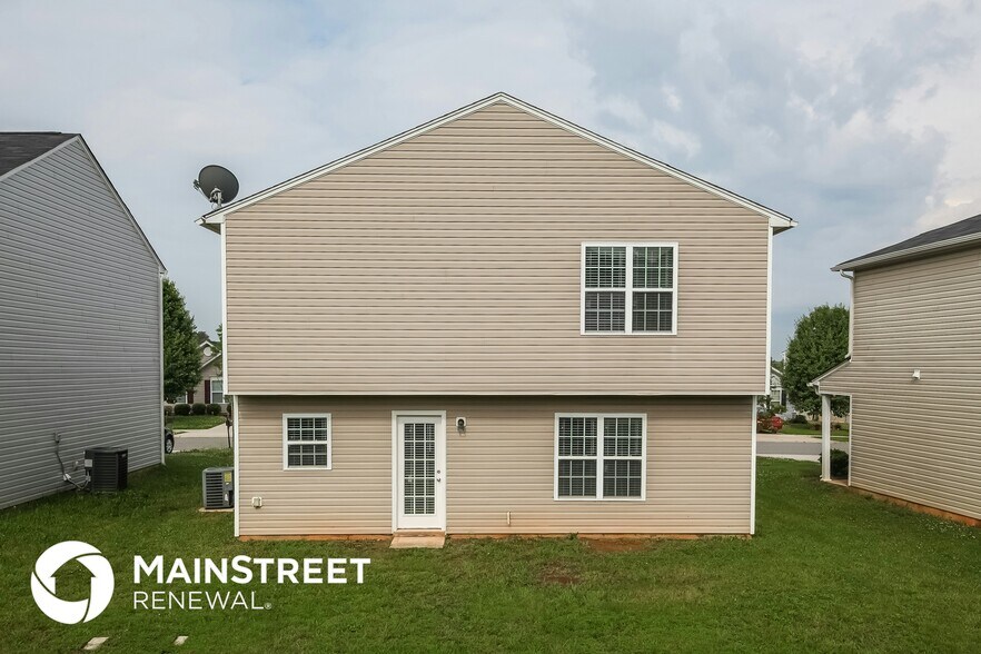 Building Photo - 795 Bitting Hall Cir