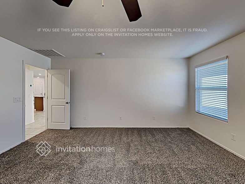 Building Photo - 17144 W Pinnacle Vista Dr