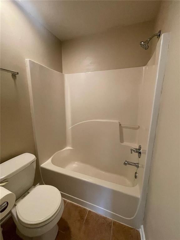 Building Photo - 282 Village Dr